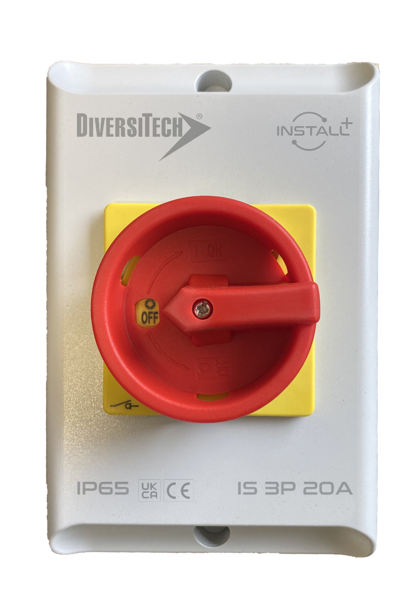 32 Amp 4 Pole Rotary Isolator IP65 20mm Knock-outs Rohs EN 60947 Compliant