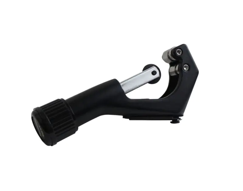 Mastercool Copper Tube Cutter 1/4 6mm to 1 5/8 inch 42mm O.D. Mastercool Copper Tube Cutter 1/4 6mm to 1 5/8 inch 42mm O.D.