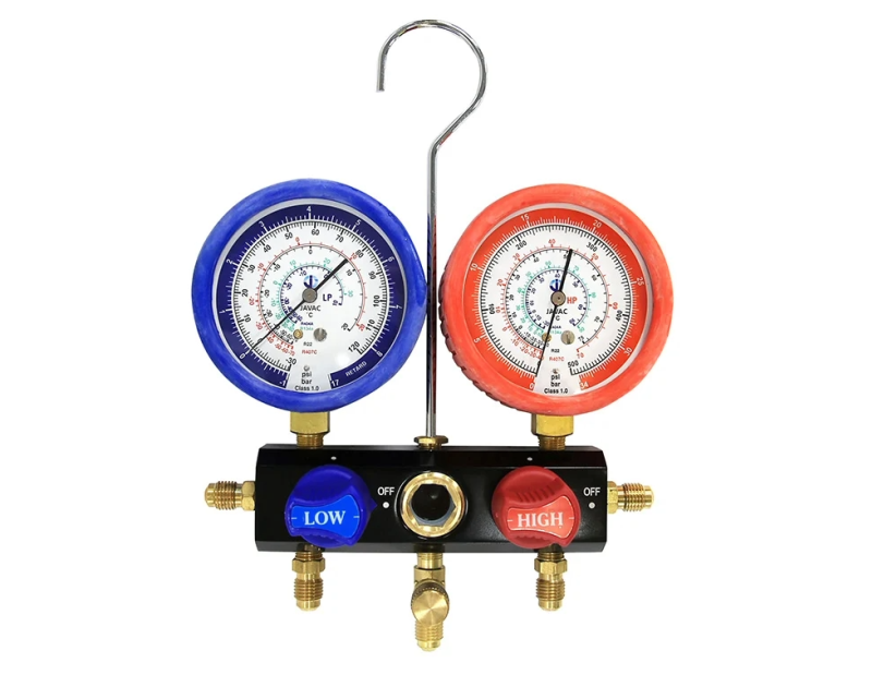 Javac EL74300 2-valve multi-gas refrigeration manifold with forged aluminium body, large 80mm pressure gauges showing Bar/PSI and °C/°F scales, protective rubber surrounds, built-in sight glass, and 1/4-turn piston valves – professional HVAC tool for R134 Javac EL74300 2-valve multi-gas refrigeration manifold with forged aluminium body, large 80mm pressure gauges showing Bar/PSI and °C/°F scales, protective rubber surrounds, built-in sight glass, and 1/4-turn piston valves – professional HVAC tool for R134